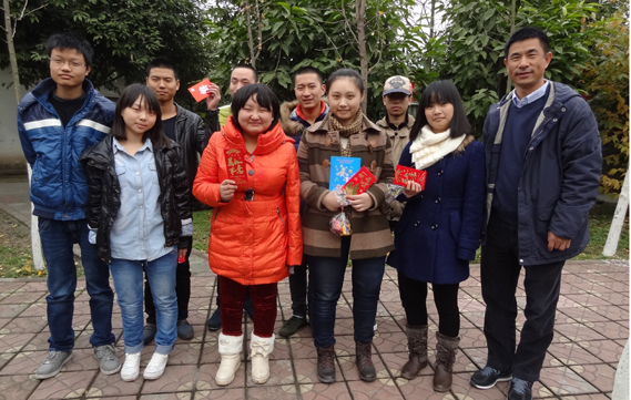 2013年12月爱心传递助学金