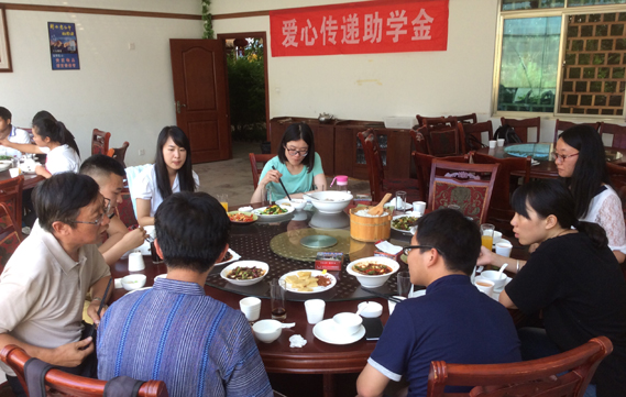 2015年6月爱心传递助学金